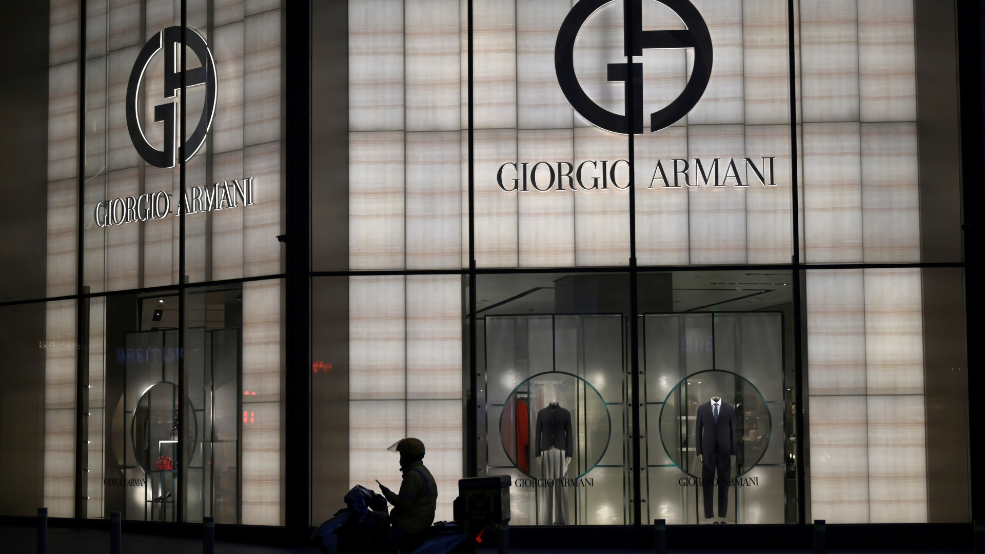 From safeguarding global supplier control to elevating high-touch, tailoring-led retail, strengthening operational discipline ensures brand integrity while reinforcing Armani’s position in the lux